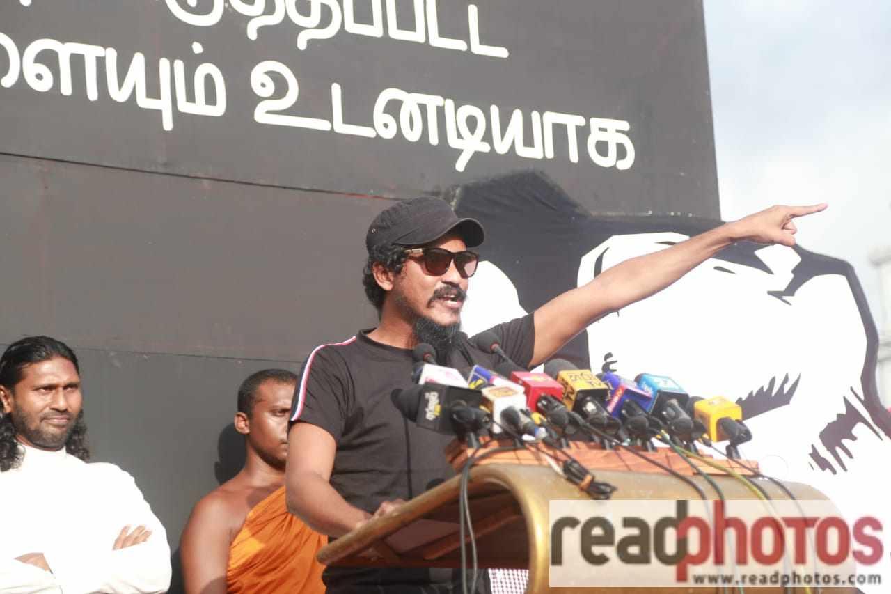 Public protest held at Colombo Fort demanding the release of activists - Read Photos