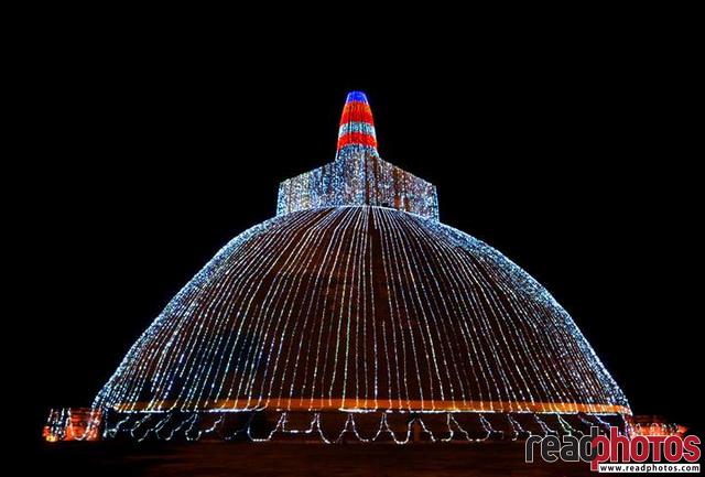 Abhyagiriya pagoda at night, Sri Lanka - Read Photos