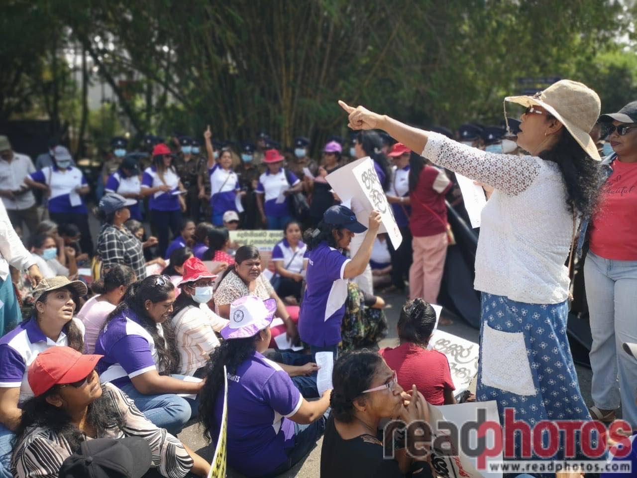 Women protest against SL Government