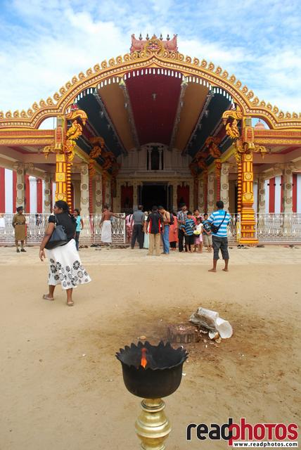Nallur kovil, Jaffna, Sri Lanka - Read Photos