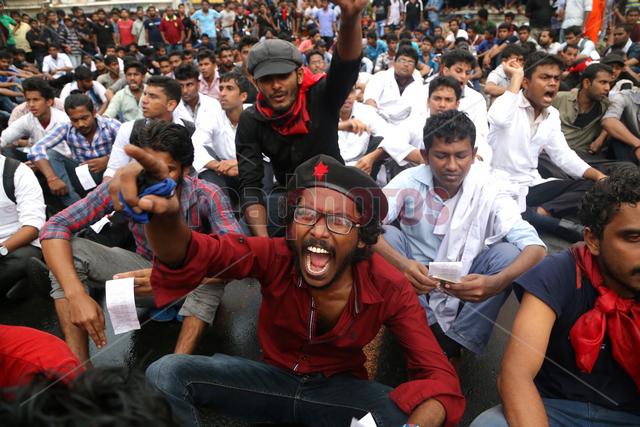 University protest kollupitiya in Sri Lanka(6)