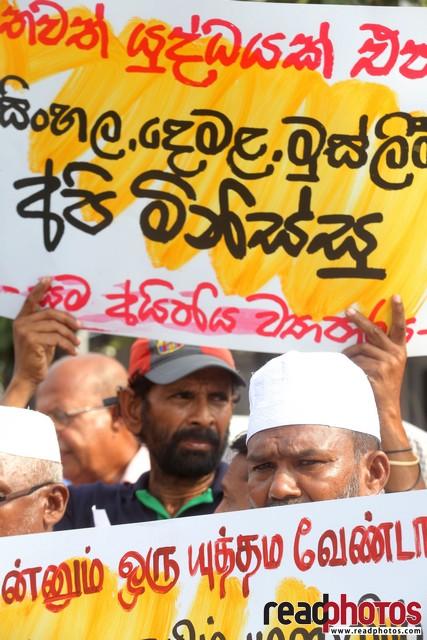 Protest for no more wars in Sri Lanka (3)