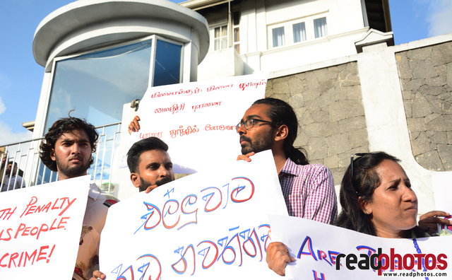 No death penalty: Protest against Presidents decision - Read Photos